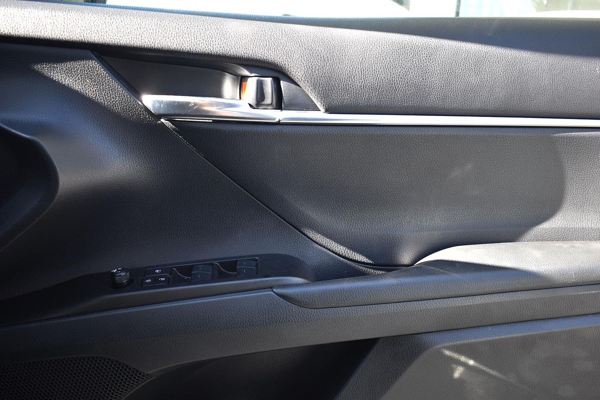 2024 Toyota Camry Ascent AXVH70R