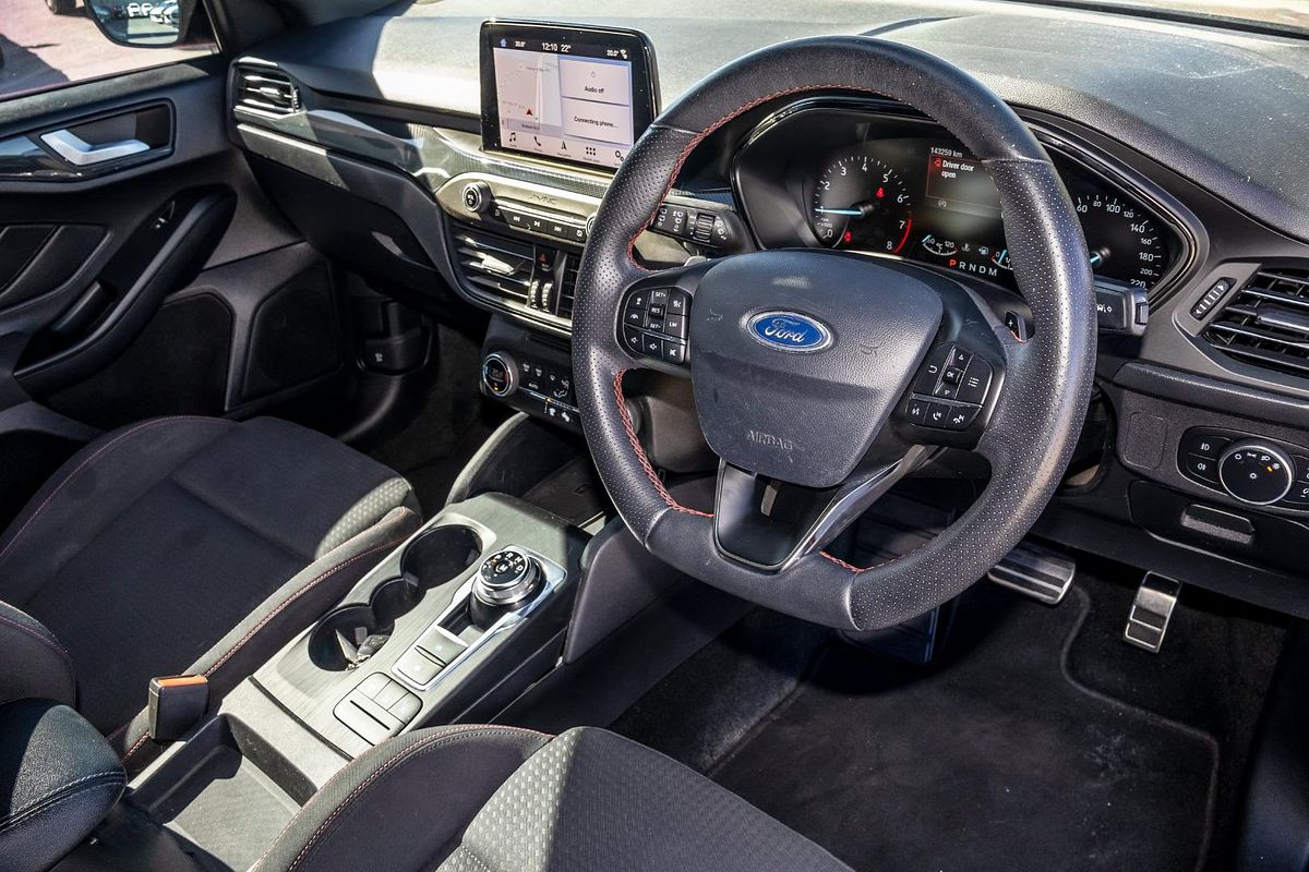2018 Ford Focus ST-Line SA
