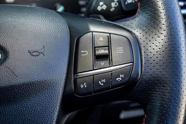 2018 Ford Focus ST-Line SA