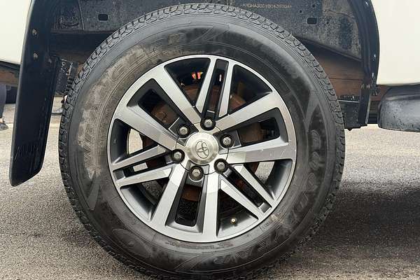2019 Toyota Hilux SR5 GUN126R 4X4