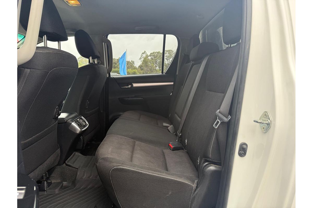 2019 Toyota Hilux SR5 GUN126R 4X4