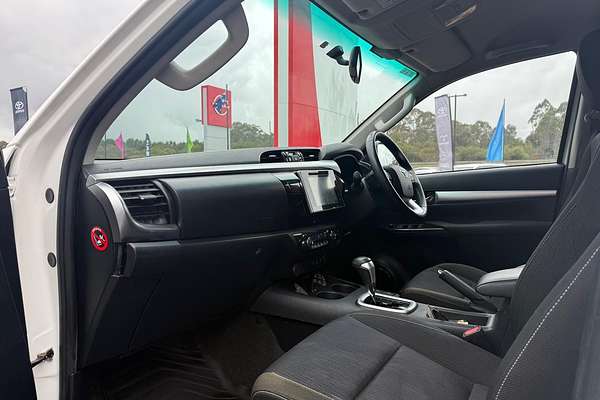 2019 Toyota Hilux SR5 GUN126R 4X4