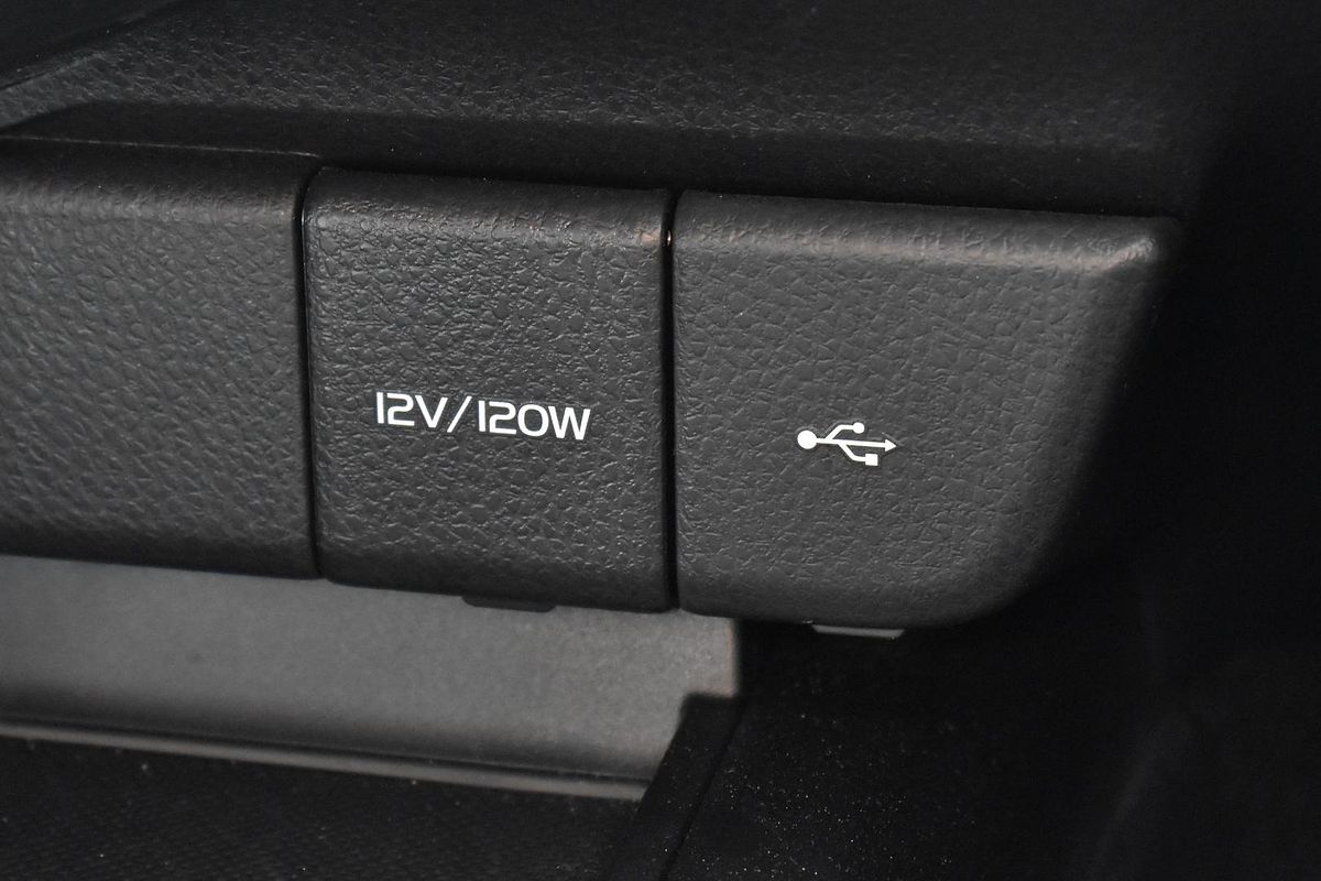 2024 Toyota Camry Ascent AXVH70R