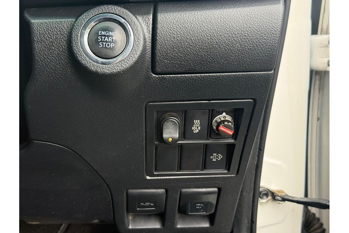 2019 Toyota Hilux SR5 GUN126R 4X4