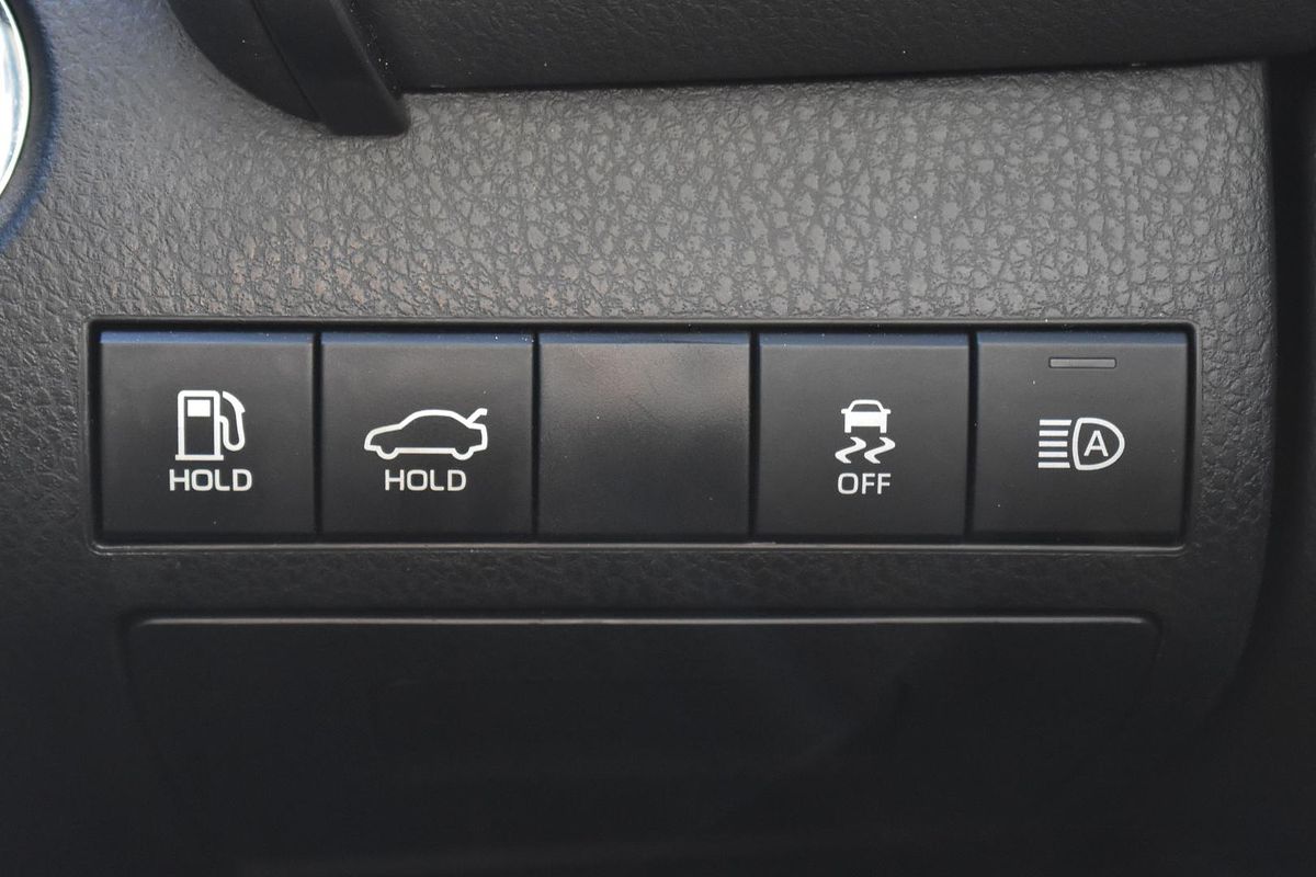 2024 Toyota Camry Ascent AXVH70R