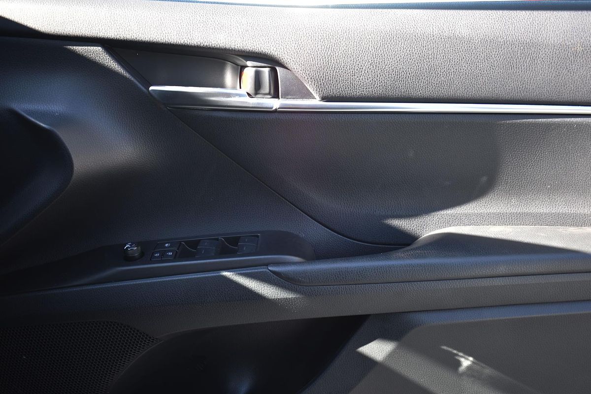 2024 Toyota Camry Ascent AXVH70R