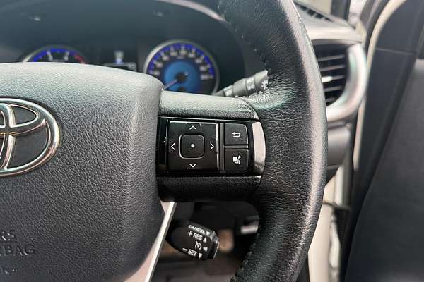 2019 Toyota Hilux SR5 GUN126R 4X4
