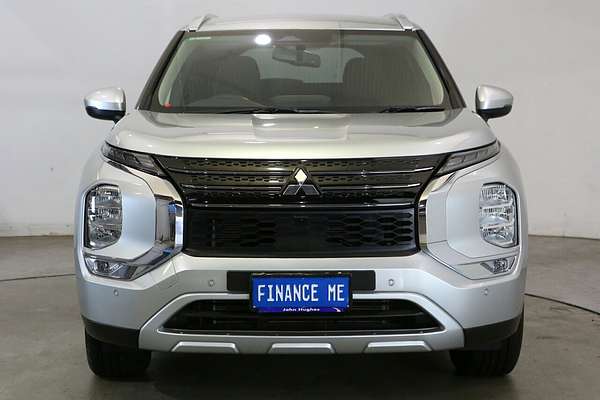 2024 Mitsubishi Outlander LS ZM