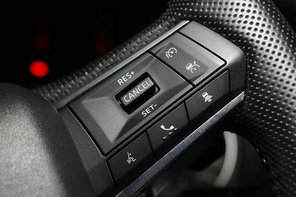2024 Mitsubishi Outlander LS ZM