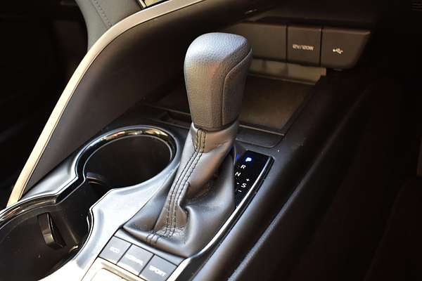 2024 Toyota Camry Ascent AXVH70R