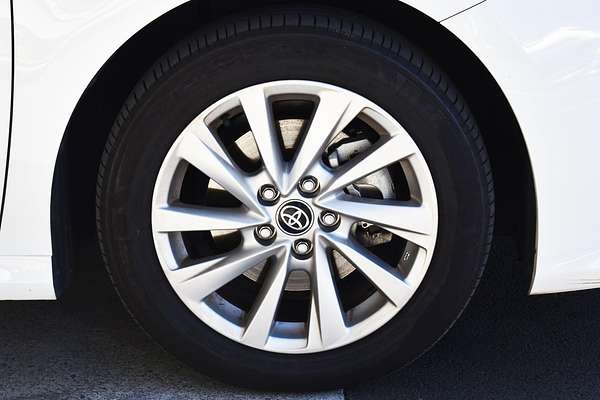2024 Toyota Camry Ascent AXVH70R