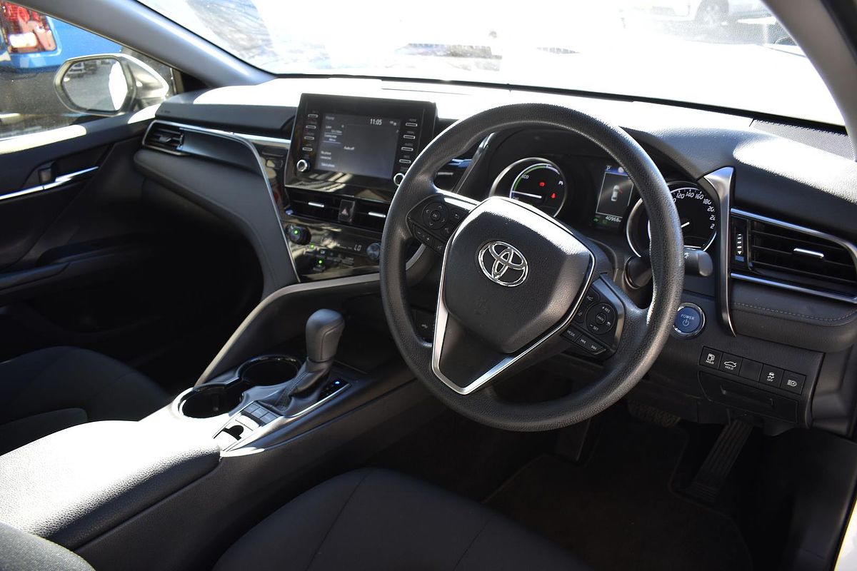 2024 Toyota Camry Ascent AXVH70R