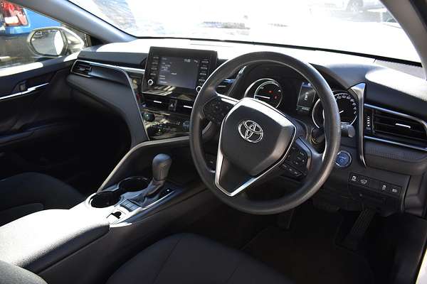 2024 Toyota Camry Ascent AXVH70R