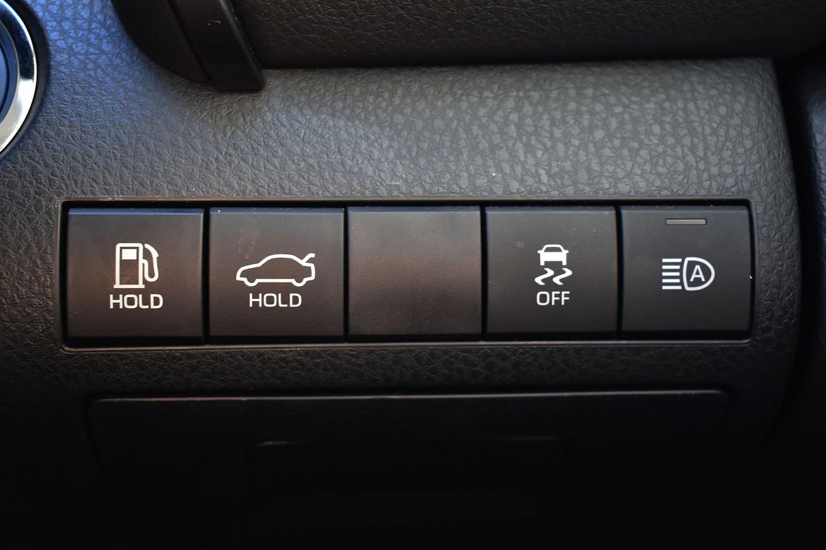 2024 Toyota Camry Ascent AXVH70R