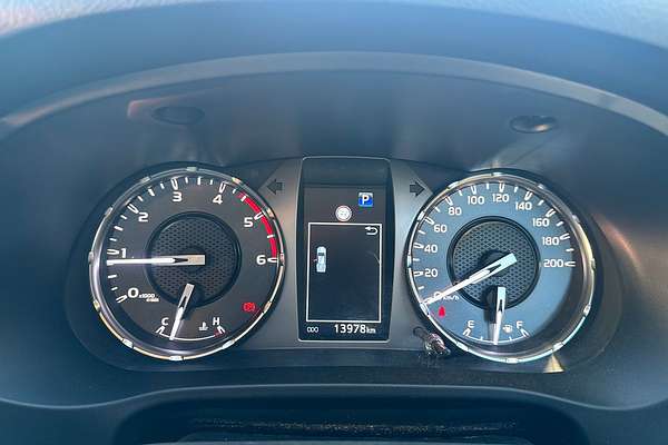 2024 Toyota Hilux SR 48V GUN126R 4X4