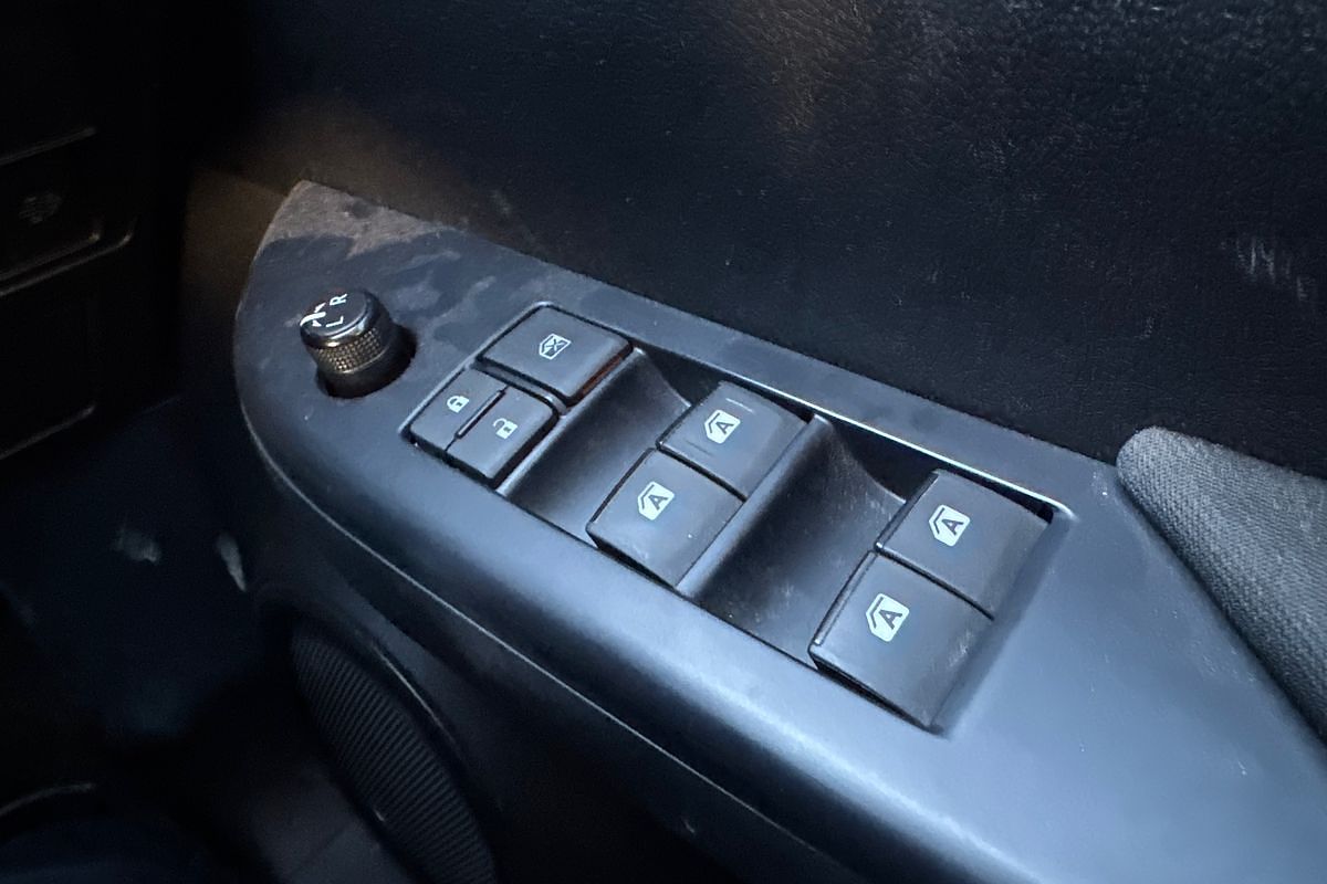 2024 Toyota Hilux SR 48V GUN126R 4X4