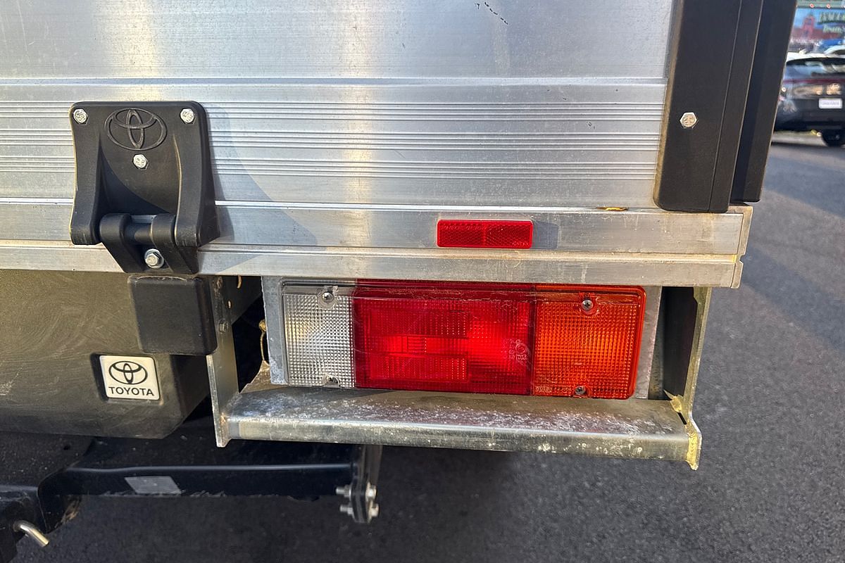 2024 Toyota Hilux SR 48V GUN126R 4X4