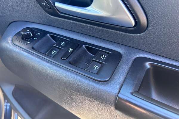 2016 Volkswagen Amarok TDI420 2H Rear Wheel Drive
