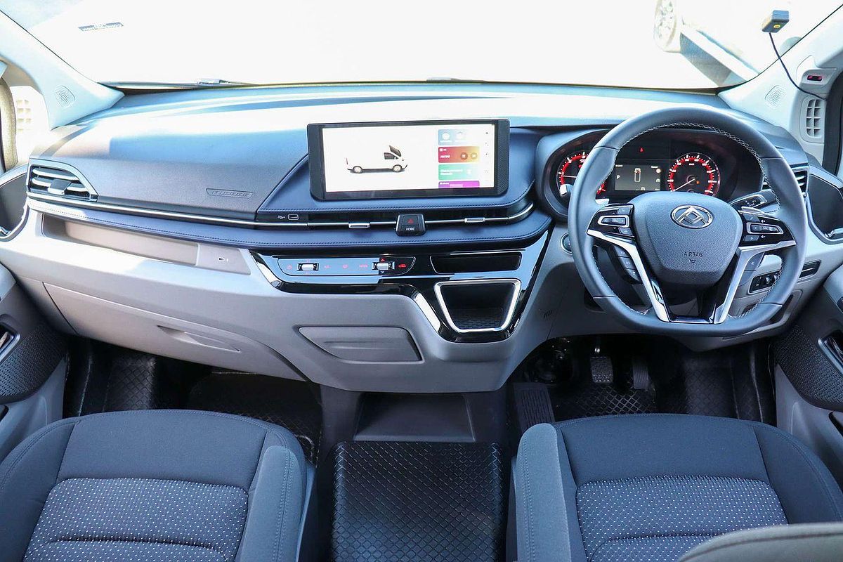 2025 LDV Deliver 7 SWB