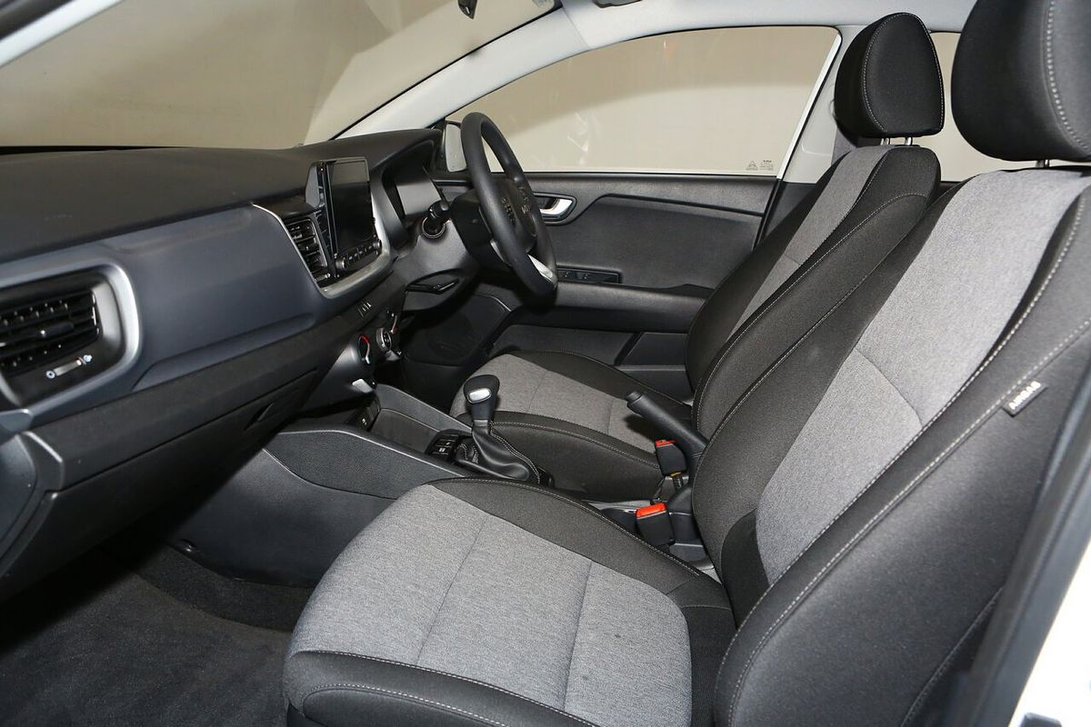 2024 Kia Stonic S YB