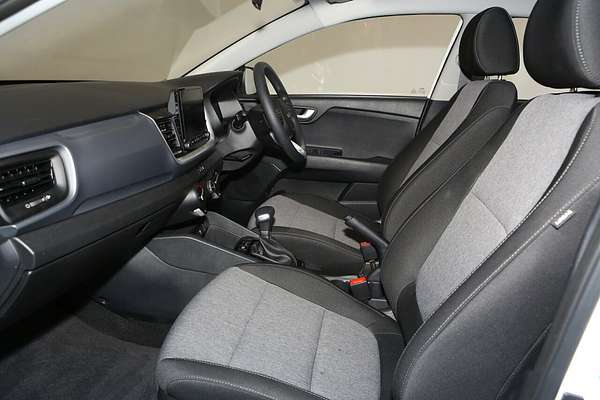 2024 Kia Stonic S YB