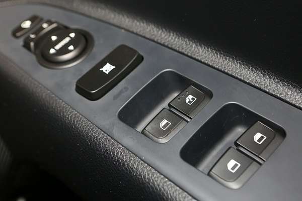 2024 Kia Stonic S YB