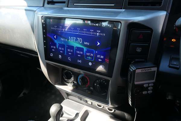 2011 Nissan Patrol ST GU 7