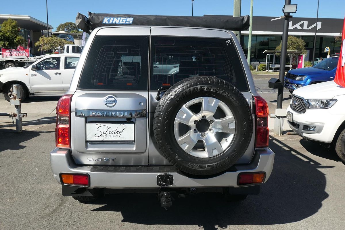 2011 Nissan Patrol ST GU 7