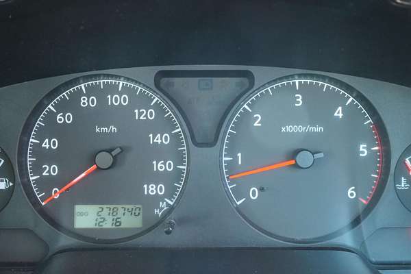 2011 Nissan Patrol ST GU 7
