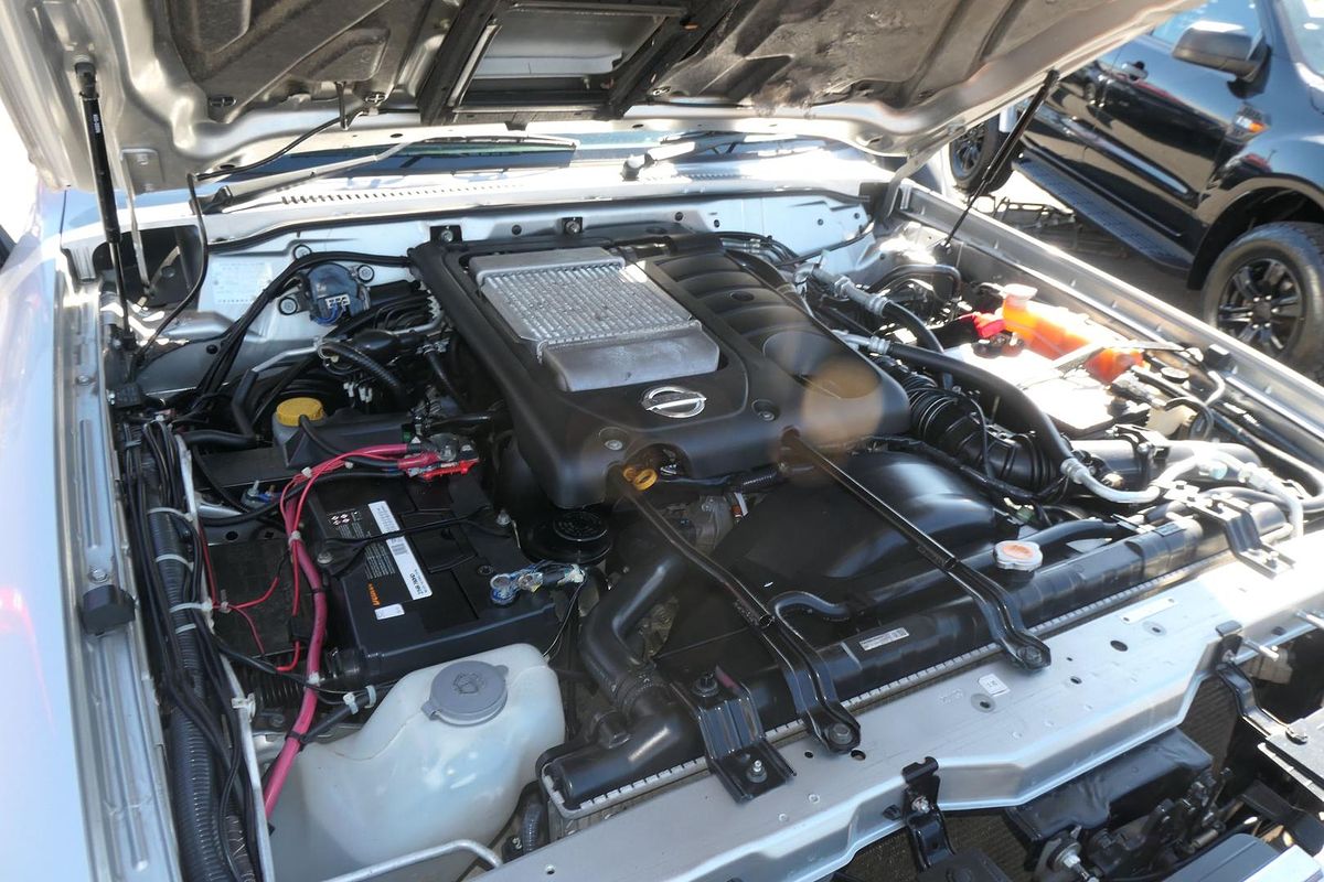 2011 Nissan Patrol ST GU 7