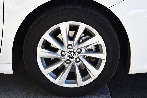 2024 Toyota Camry Ascent AXVH70R