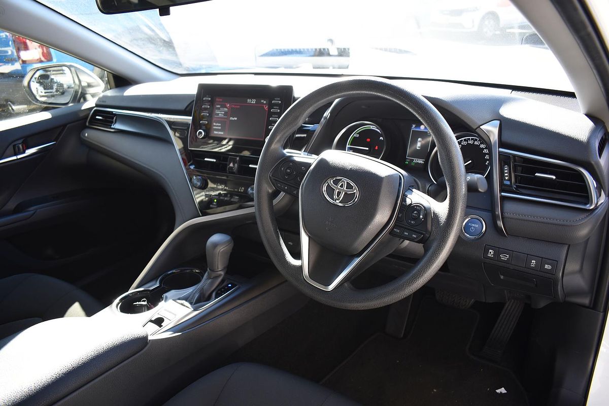 2024 Toyota Camry Ascent AXVH70R