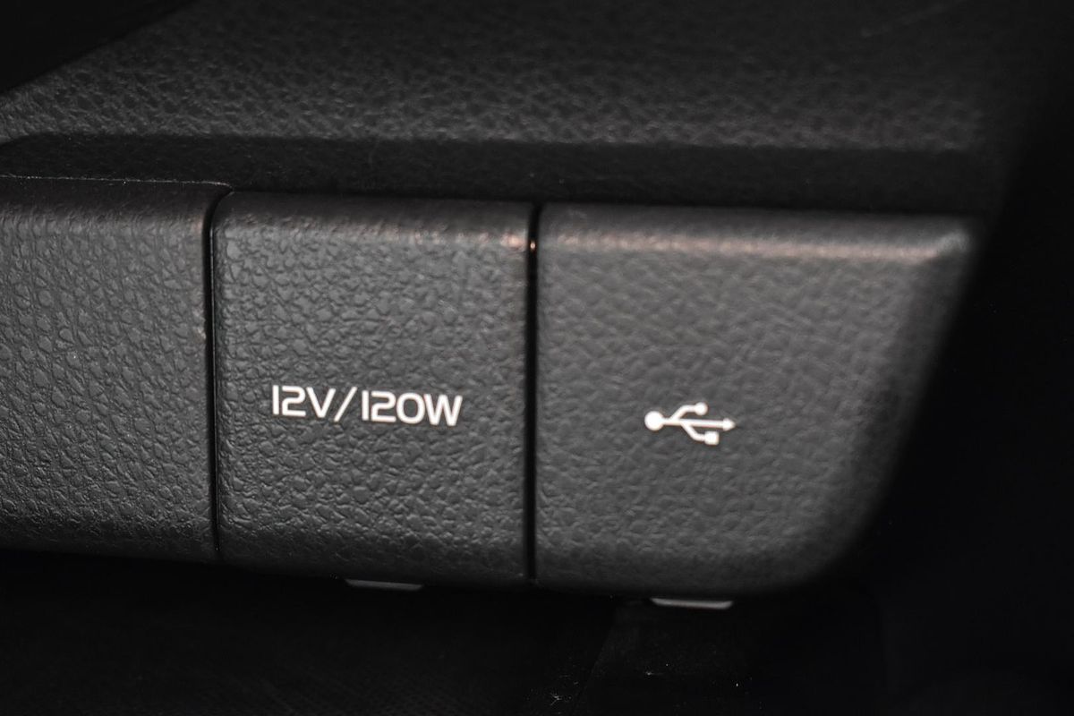 2024 Toyota Camry Ascent AXVH70R
