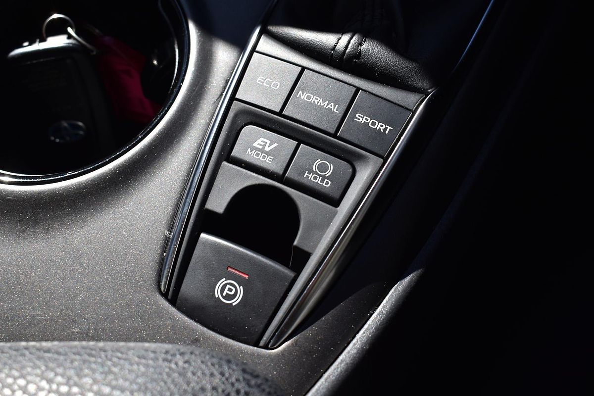 2024 Toyota Camry Ascent AXVH70R