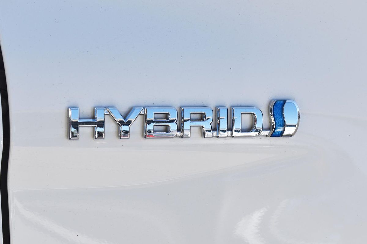2024 Toyota Camry Ascent AXVH70R