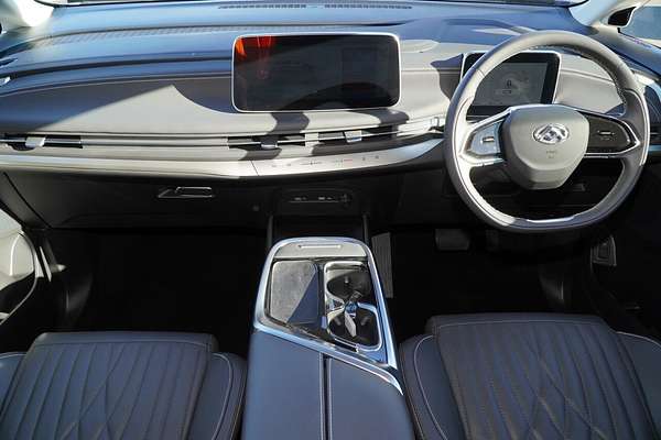 2023 LDV MIFA Executive