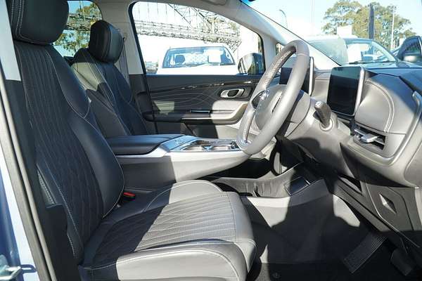 2023 LDV MIFA Executive