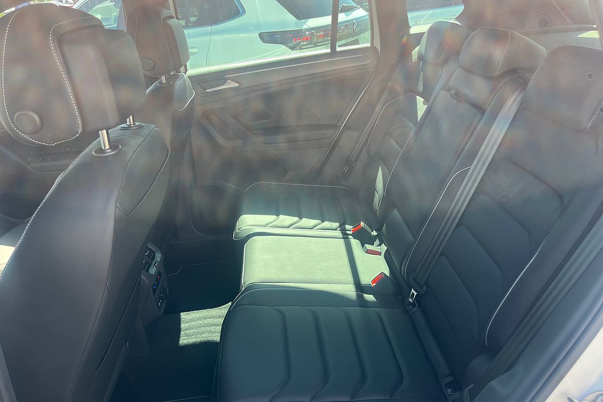 2023 Volkswagen Tiguan 162TSI R-Line 5N