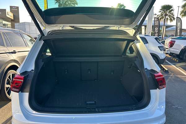 2023 Volkswagen Tiguan 162TSI R-Line 5N