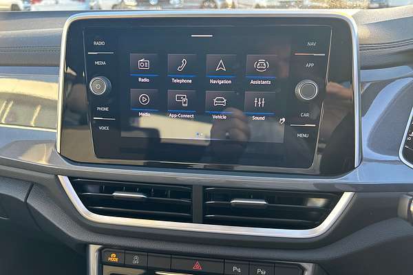 2025 Volkswagen T-Roc 110TSI Style D11