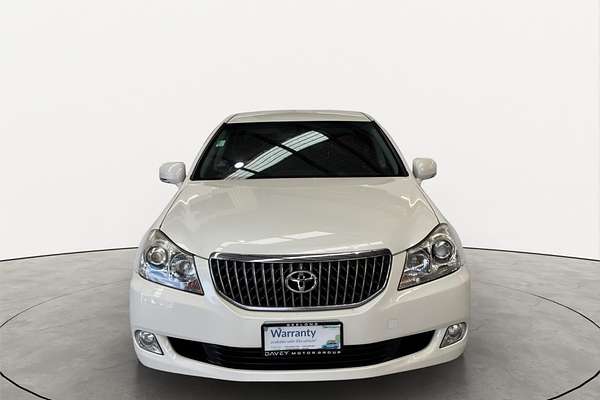 2010 Toyota Crown Majesta URS206