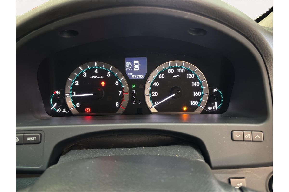 2010 Toyota Crown Majesta A-type URS206