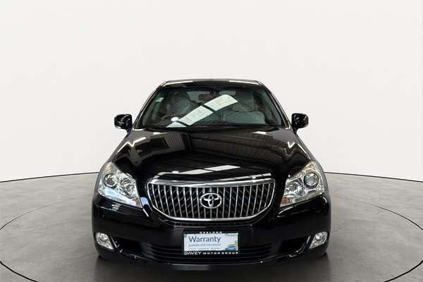 2010 Toyota Crown Majesta A-type URS206