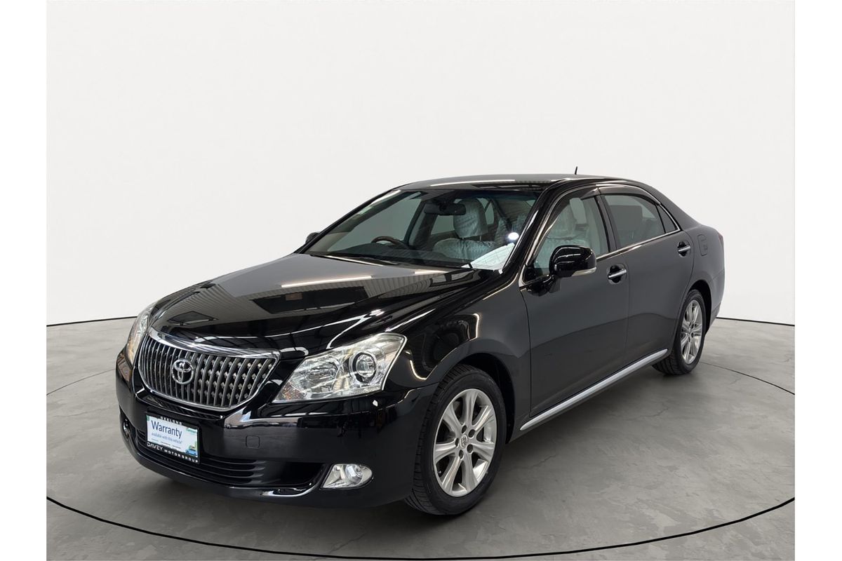 2010 Toyota Crown Majesta A-type URS206