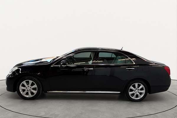 2010 Toyota Crown Majesta A-type URS206