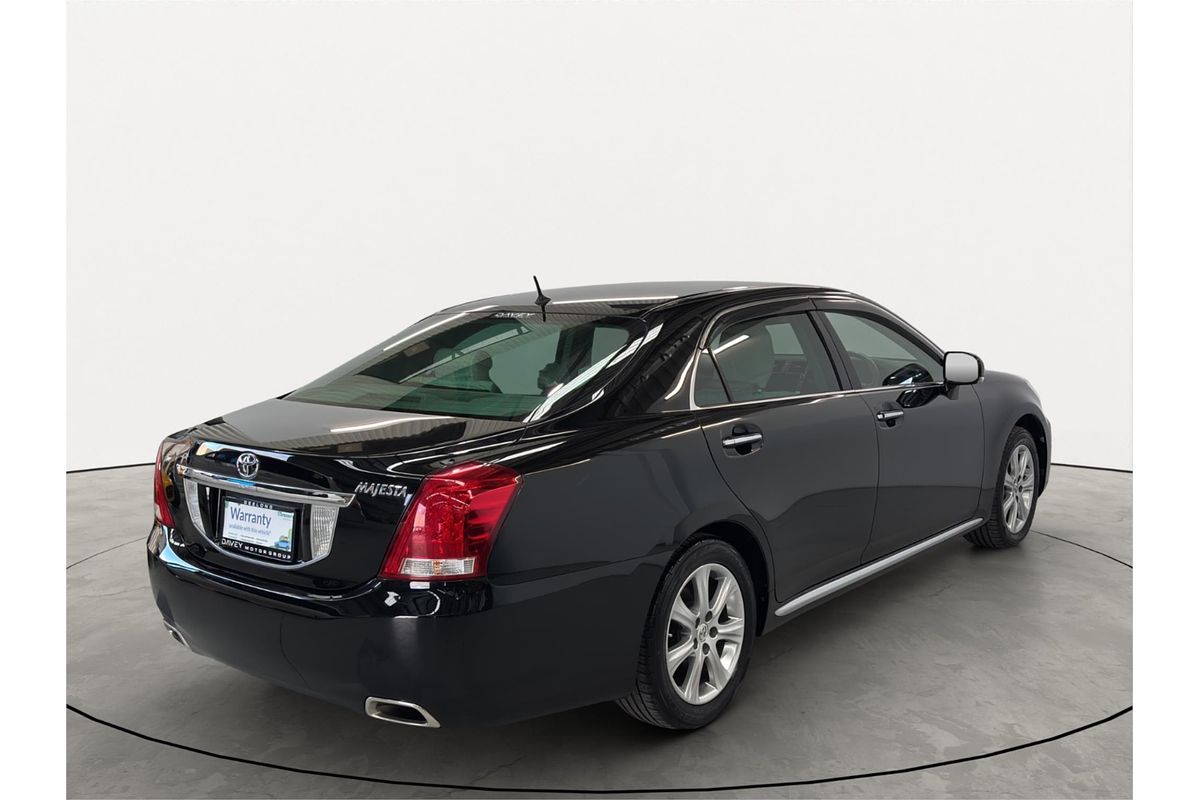 2010 Toyota Crown Majesta A-type URS206