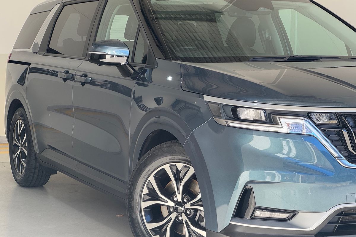 2023 Kia Carnival SLi KA4