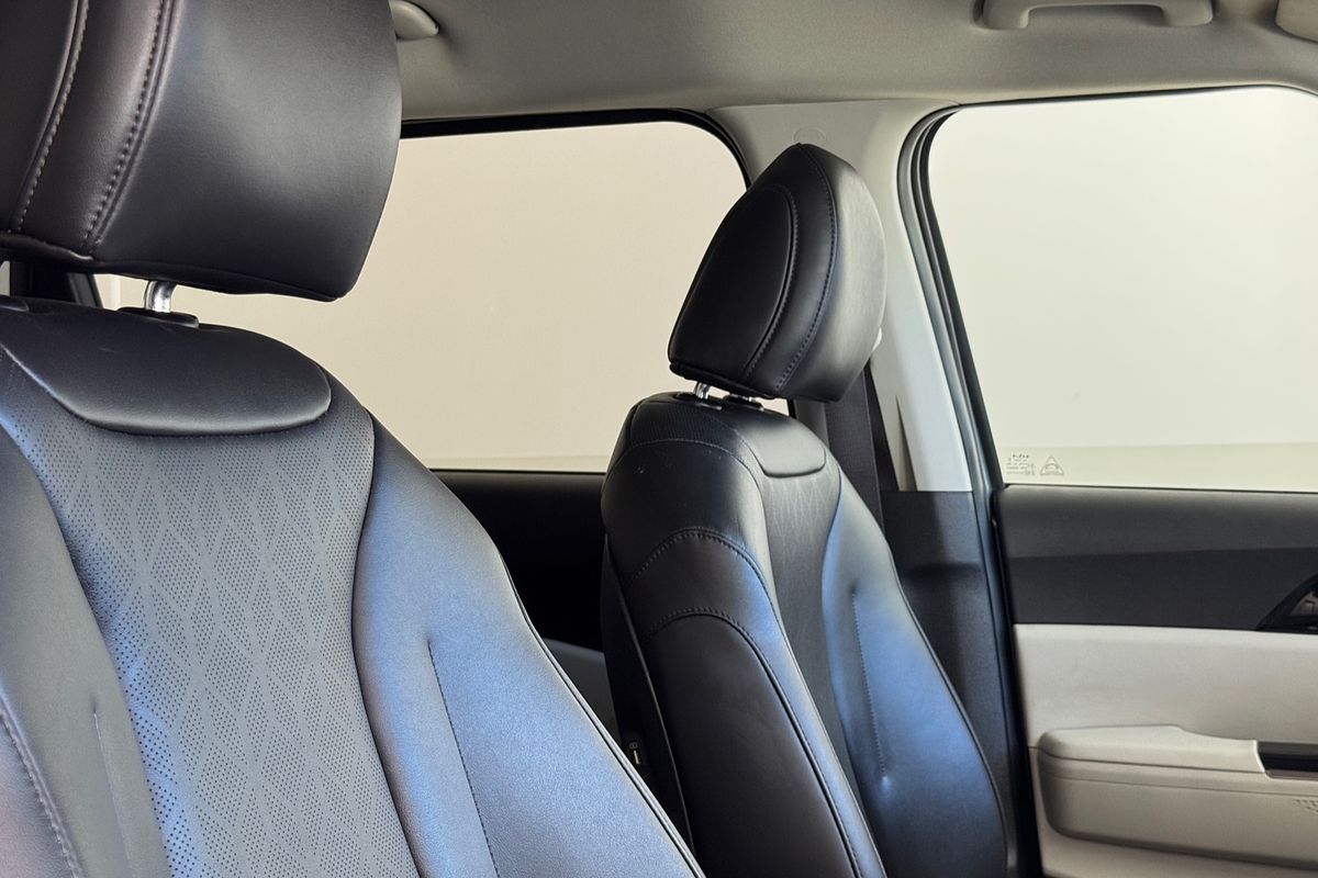 2023 Kia Carnival SLi KA4