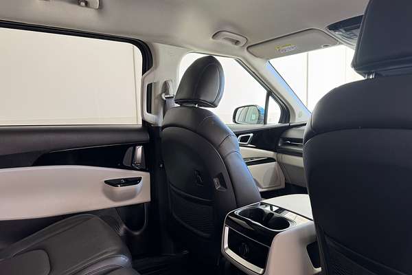 2023 Kia Carnival SLi KA4