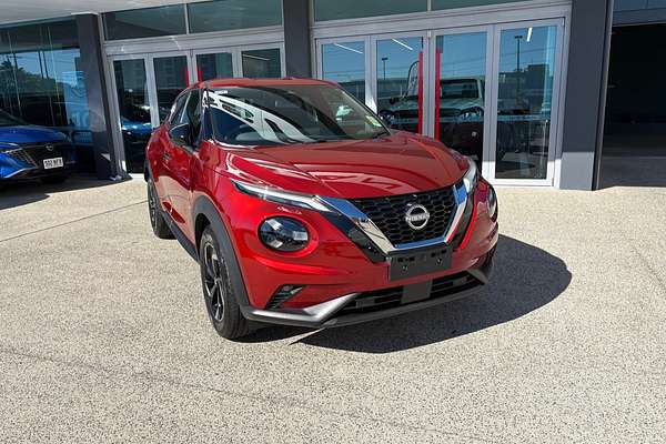 2025 Nissan JUKE ST+ F16